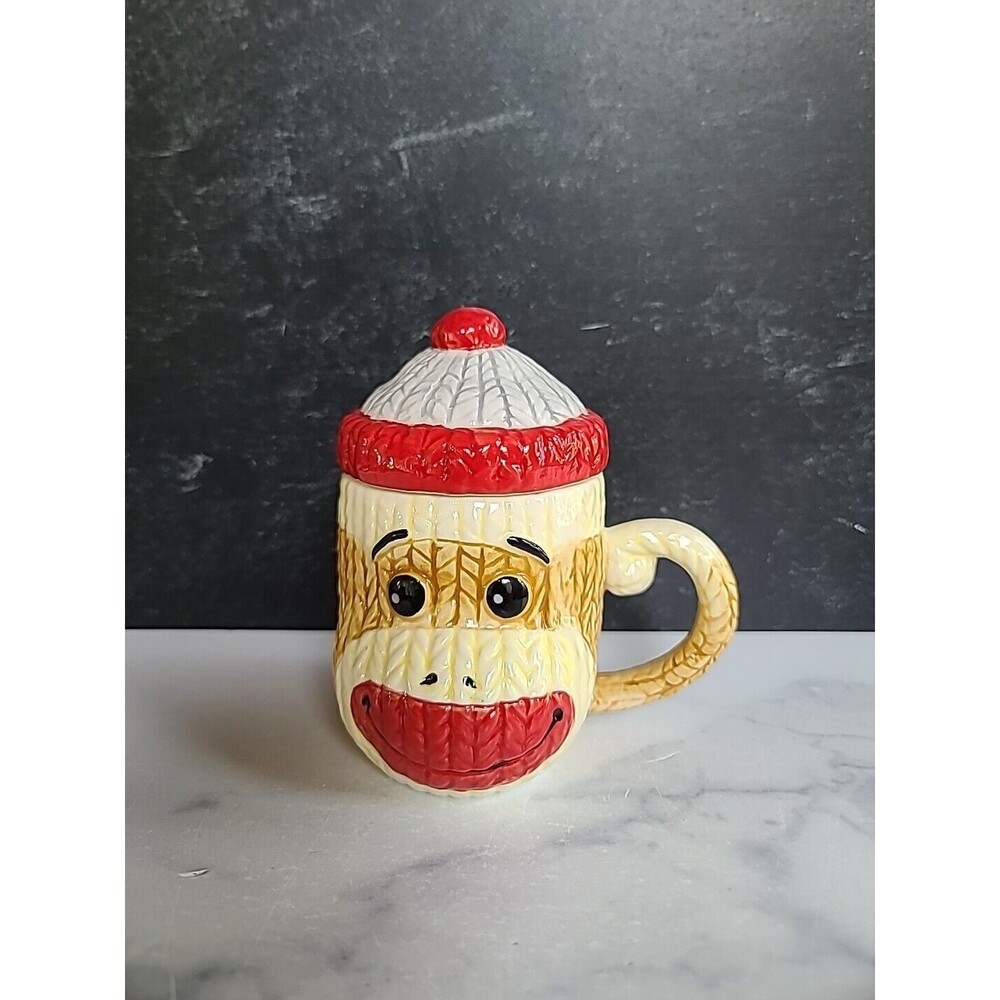Sock Money Lidded Coffee Mug With Handle